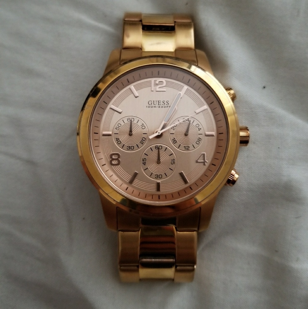 Guess watch gold